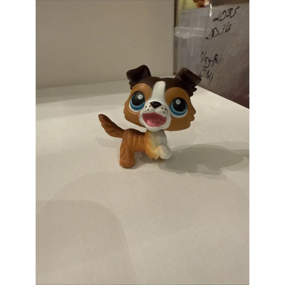 Littlest Pet Shop LPS #237 Brown White Collie Dog Blue Eyes Magnet Rare